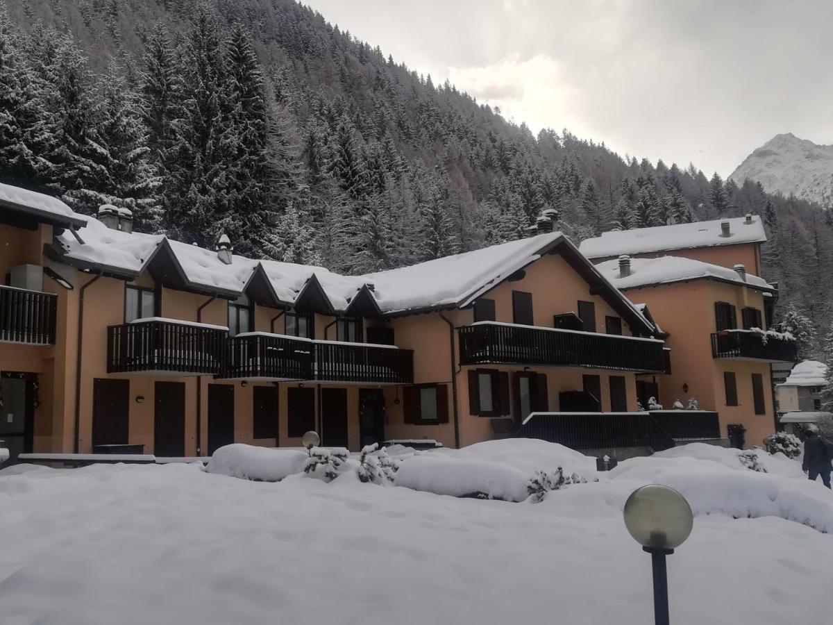 Tettuccio Montesole Aparthotel Ponte Di Legno Exterior photo